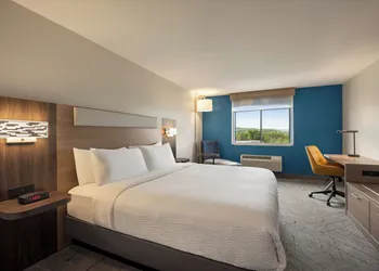 Holiday Inn Express Morgantown by IHG hotel thumbnail 8