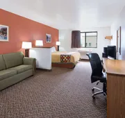 Super 8 by Wyndham Morgantown hotel detail image 5
