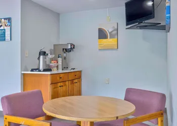 Motel 6 Morgantown, WV hotel thumbnail 5