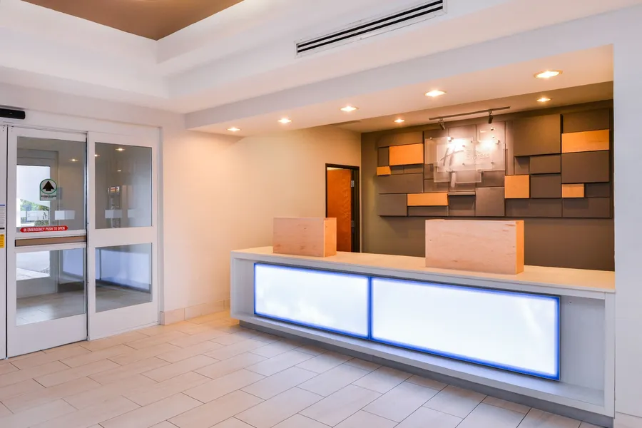 Holiday Inn Express & Suites Parkersburg-Mineral Wells by IHG hotel detail image 2