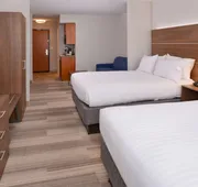 Holiday Inn Express & Suites Parkersburg-Mineral Wells by IHG hotel detail image 7