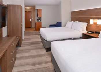 Holiday Inn Express & Suites Parkersburg-Mineral Wells by IHG hotel thumbnail 7