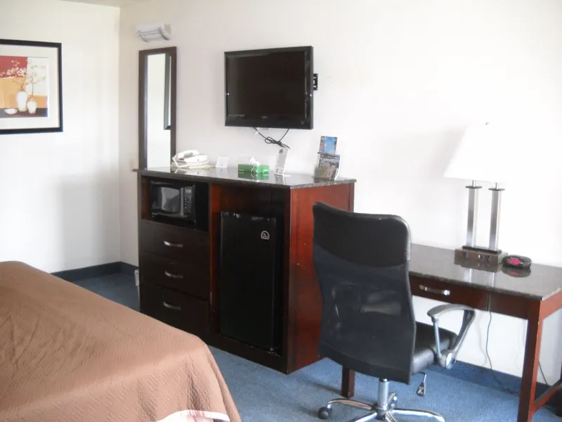 Travelodge by Wyndham Parkersburg hotel detail image 2