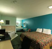 Travelodge by Wyndham Parkersburg hotel detail image 5