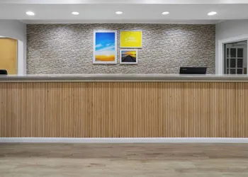 Days Inn by Wyndham Hinesville Near Fort Stewart hotel thumbnail 2