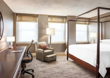 Sheraton Commander Hotel hotel thumbnail 7