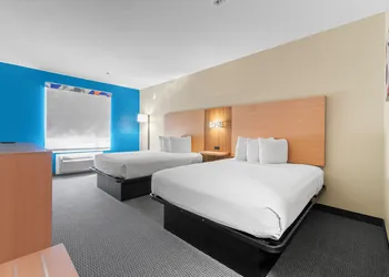 Americas Best Value Inn & Suites Livingston hotel thumbnail 5