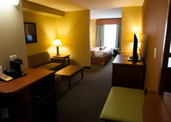 Best Western Plus Service Inn & Suites hotel thumbnail 6