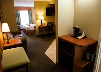 Best Western Plus Service Inn & Suites hotel thumbnail 7