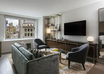 Thompson Central Park New York, by Hyatt hotel thumbnail 5