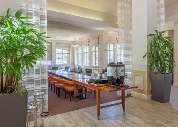 Hilton Garden Inn Palm Springs - Rancho Mirage hotel thumbnail 2