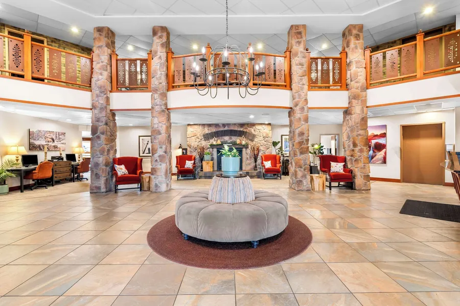 Best Western Rocky Mountain Lodge hotel detail image 2