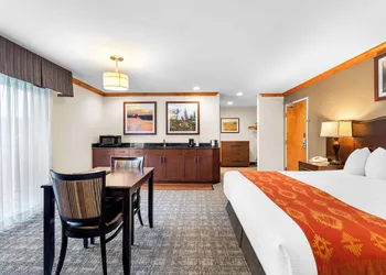 Best Western Rocky Mountain Lodge hotel thumbnail 5