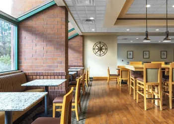 Hampton Inn Kalispell hotel thumbnail 4