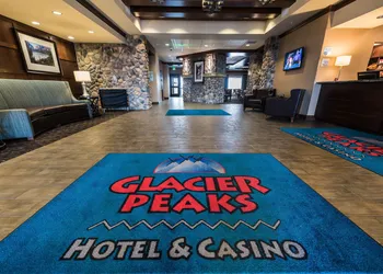 Glacier Peaks Hotel hotel thumbnail 2