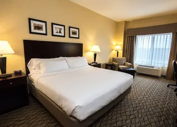 Glacier Peaks Hotel hotel thumbnail 4