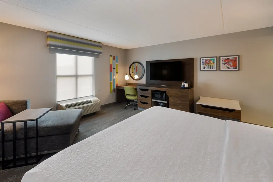 Hampton Inn & Suites Fredericksburg-at Celebrate Virginia hotel detail image 6