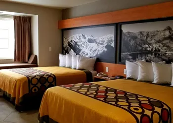 Royal Inn hotel thumbnail 3