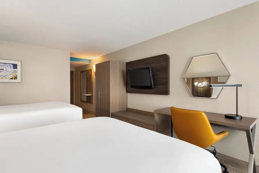 Holiday Inn Express Hotel & Suites Fredericksburg by IHG hotel detail image 2