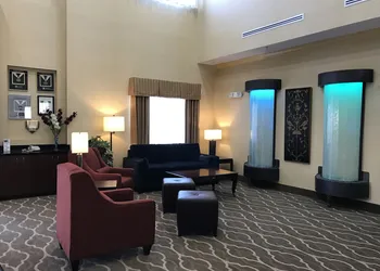 Comfort Suites Fredericksburg North hotel thumbnail 2