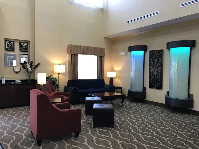Comfort Suites Fredericksburg North hotel detail image 2