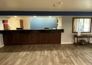 Baymont Inn & Suites by Wyndham Swanton/Toledo Airport hotel thumbnail 2