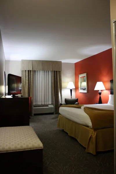 Holiday Inn Express Toledo North by IHG hotel detail image 2