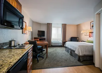 Candlewood Suites Perrysburg by IHG hotel thumbnail 2