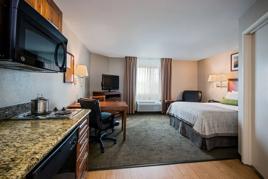 Candlewood Suites Perrysburg by IHG hotel detail image 2