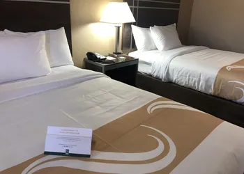 Quality Inn Madisonville hotel thumbnail 8