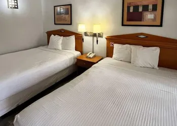 Motel 6 San Francisco, CA - Lombard Street hotel thumbnail 5