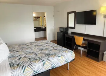 Motel 6 San Francisco, CA - Lombard Street hotel thumbnail 8