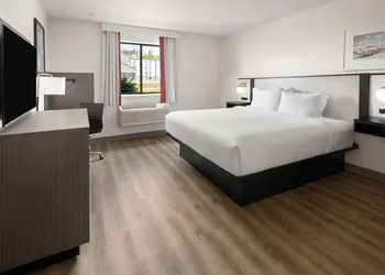 Ramada by Wyndham York Harrisburg Hershey hotel thumbnail 7