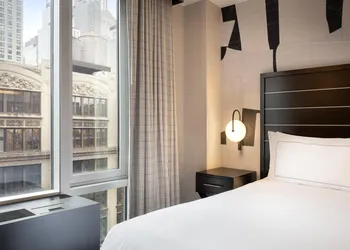 Hilton New York Fashion District hotel thumbnail 7