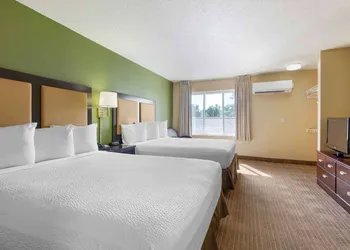 Suburban Studios Copley Akron West hotel thumbnail 7