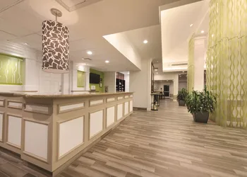 Hilton Garden Inn Akron Canton Airport hotel thumbnail 4