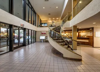 Comfort Inn Hall of Fame hotel thumbnail 3