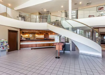 Comfort Inn Hall of Fame hotel thumbnail 4