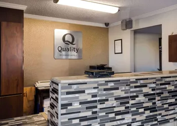 Quality Inn Hall of Fame hotel thumbnail 2