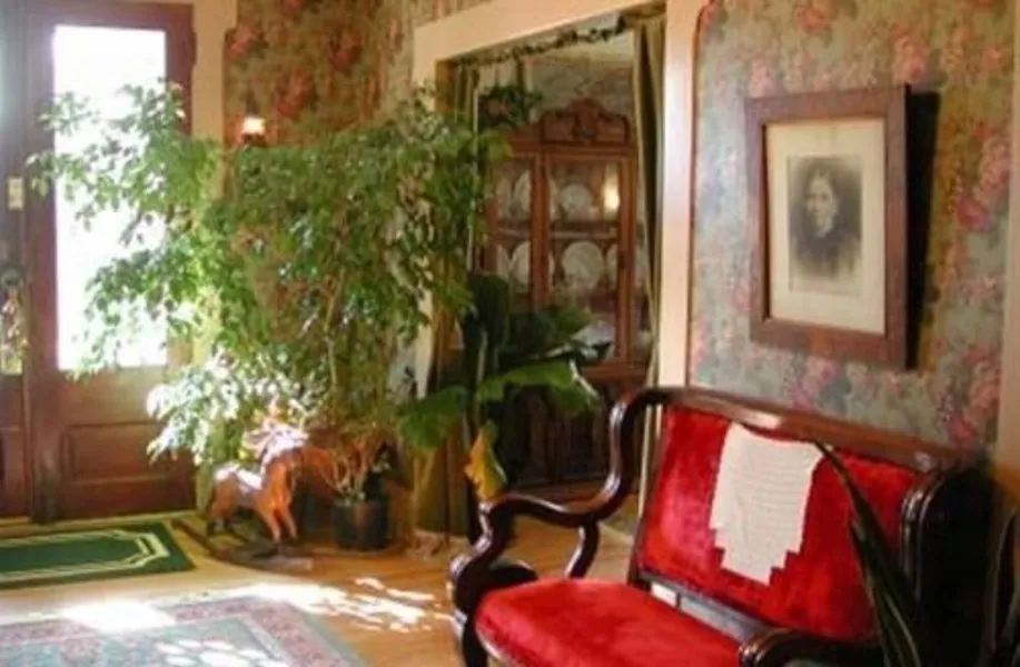 Rocking Horse Inn hotel detail image 2