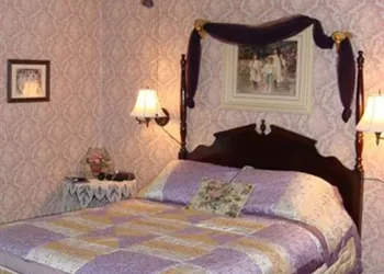 Rocking Horse Inn hotel thumbnail 5