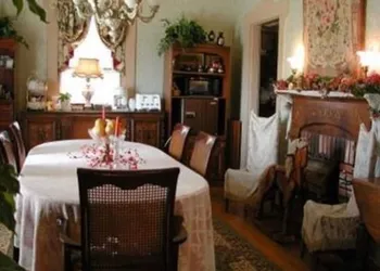 Rocking Horse Inn hotel thumbnail 7