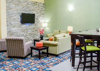 Quality Inn & Suites Medina - Akron West hotel thumbnail 5
