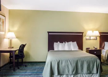 Quality Inn & Suites Medina - Akron West hotel thumbnail 7