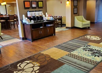 Hampton Inn Stow hotel thumbnail 2