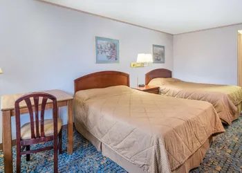 Knights Inn Canton hotel thumbnail 4