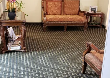 Super 8 by Wyndham Windsor hotel thumbnail 4