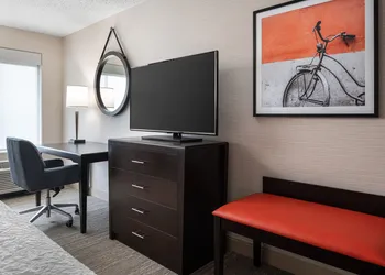 Hampton Inn Loveland hotel thumbnail 3