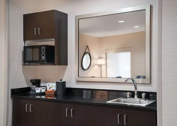 Hampton Inn Loveland hotel thumbnail 8