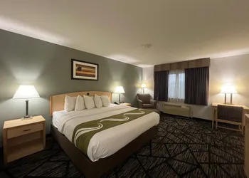 Quality Inn & Suites Loveland hotel thumbnail 6